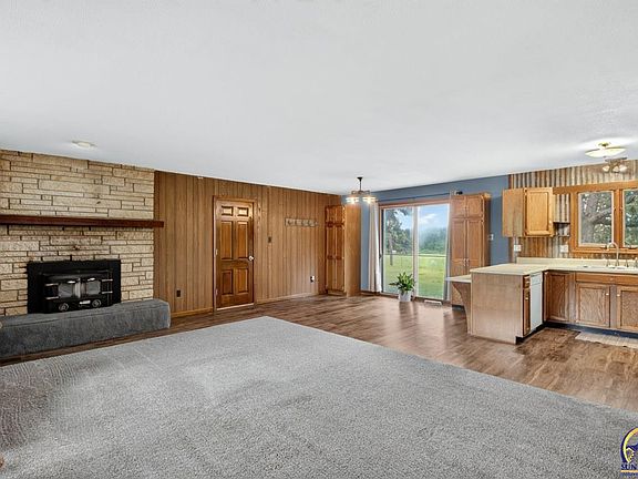4th image of 449 NW 58th St