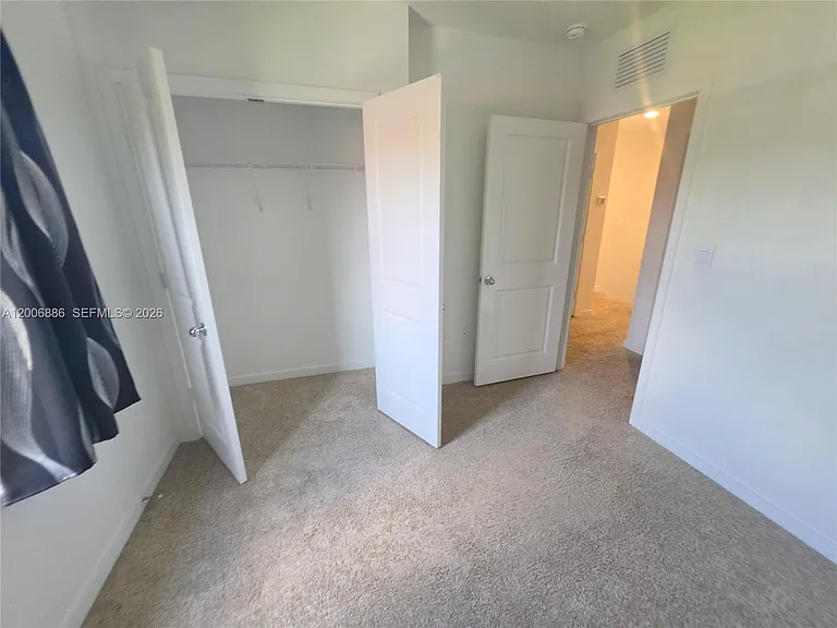 501 NE 1st Dr #501 — Photo 7
