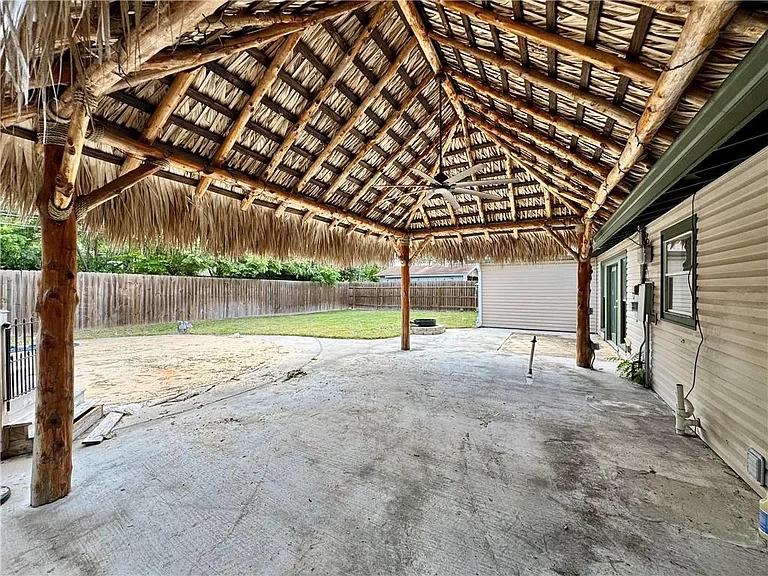 5710 Hinman Dr — Photo 29