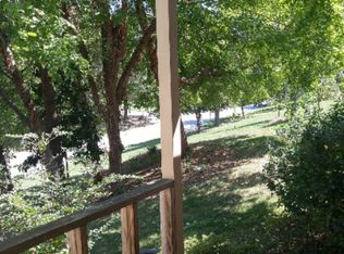 203 Cloverbrook Dr, Jamestown, NC 27282