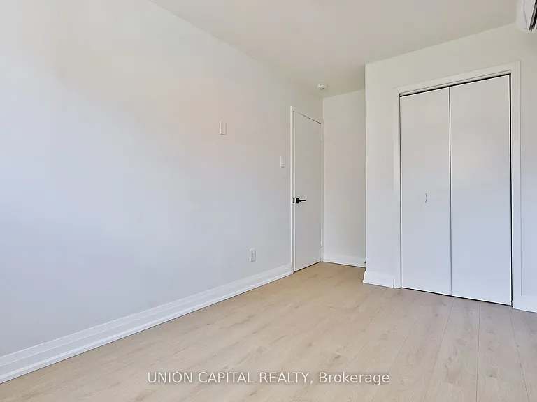 612 Gerrard St E #2 — Photo 13