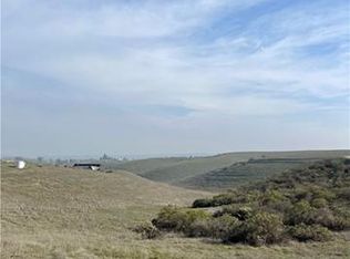 3880 Spiral Dr, Creston, CA 93432