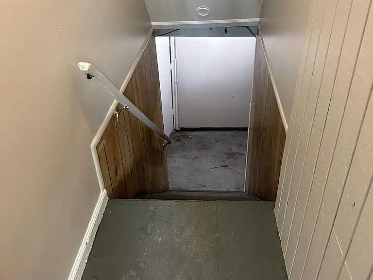 20783 Audrey Ave — Photo 10