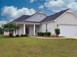 196 Stonegate Ln, Albany, GA 31721