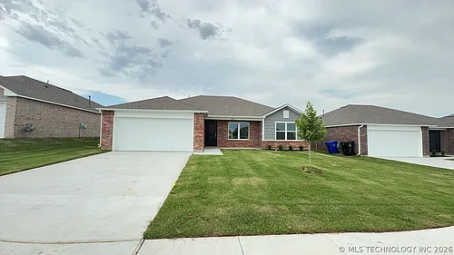 1604 E Gary St Photo 1