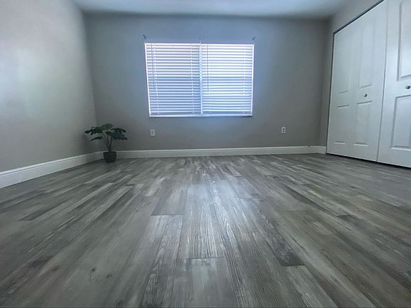 5th image of 5305 N Boulevard St #116