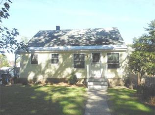 3 Forest Ave, Tewksbury, MA 01876