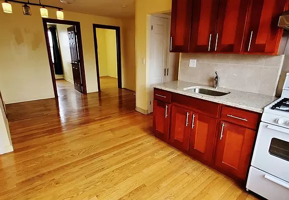 5th image of 20-42 33rd St #3M