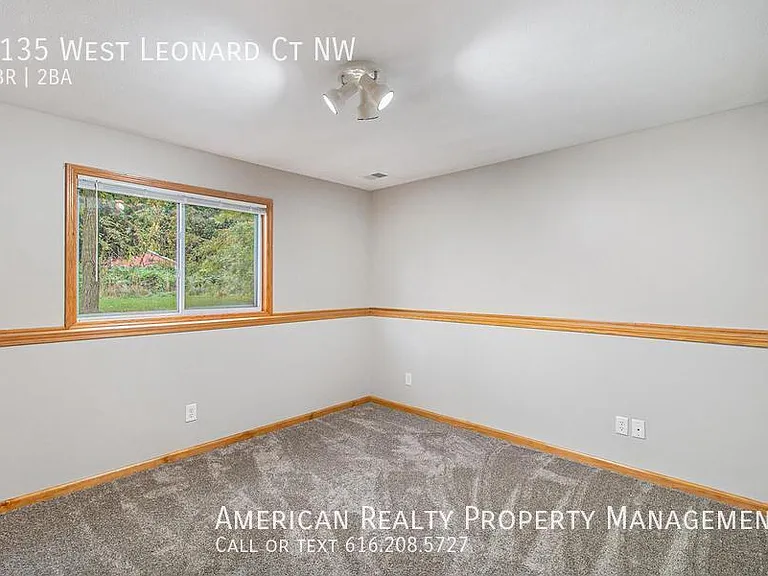 1135 W Leonard Ct NW — Photo 9