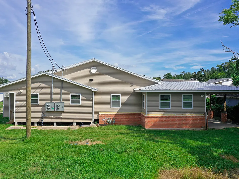 385 Bayou Dularge Rd #A