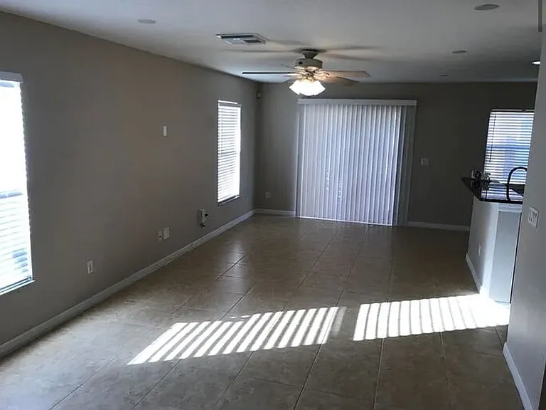 3820 Silverbell Loop — Photo 6