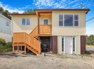69 Cashin Ave, St. John's, NL A1E3B4