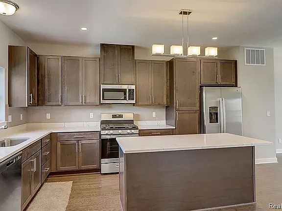 1st image of 41634 Orianna Ln #9