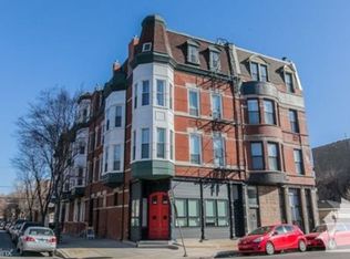 1436 W Erie St APT 3C, Chicago, IL 60642