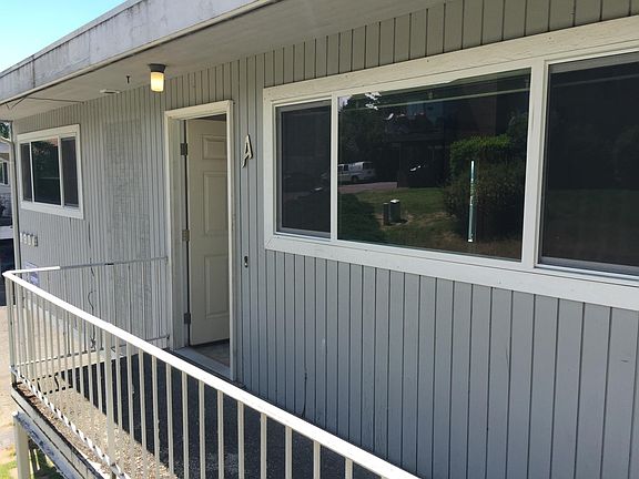 3rd image of 9904 NE 119th Ct APT A