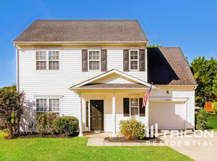 4643 Fox Thorne Dr, Charlotte, NC 28216
