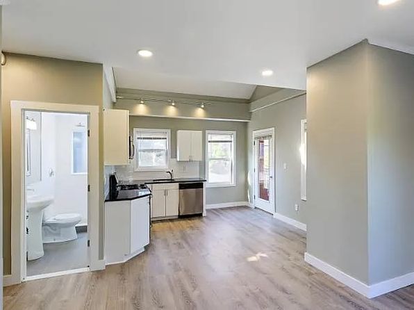 17 Ashley St APT 3F