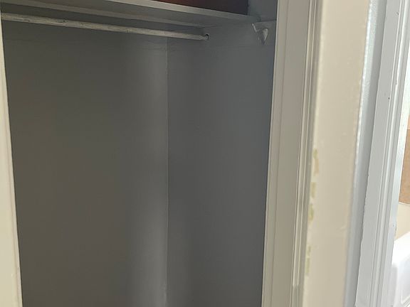 5th image of 2312 Davue Cir APT 4