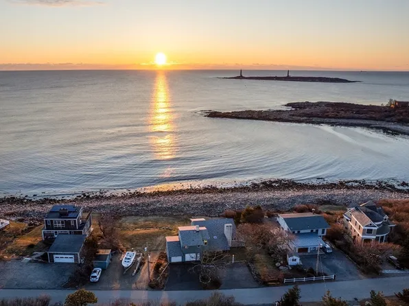 68 Eden Rd, Rockport, MA 01966
