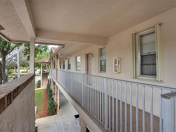 5th image of 8323 Royal Palm Blvd