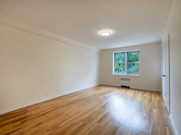 3720 Independence Avenue image 13 of 21