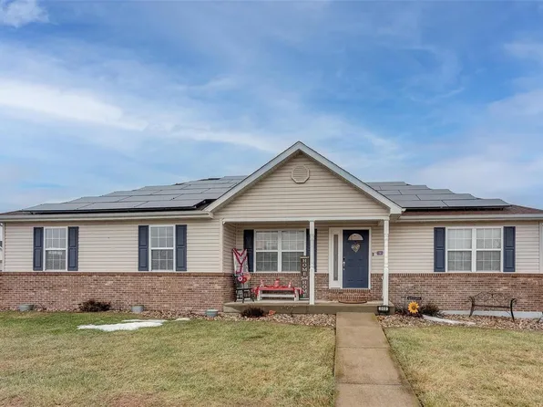 505 Jillian Dr, New Baden, IL 62265