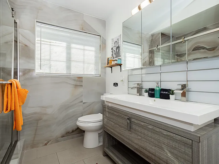 2205 Santa Paula Dr — Photo 17