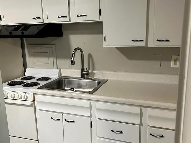 449 Mount Holly Ave #2 — Photo 6