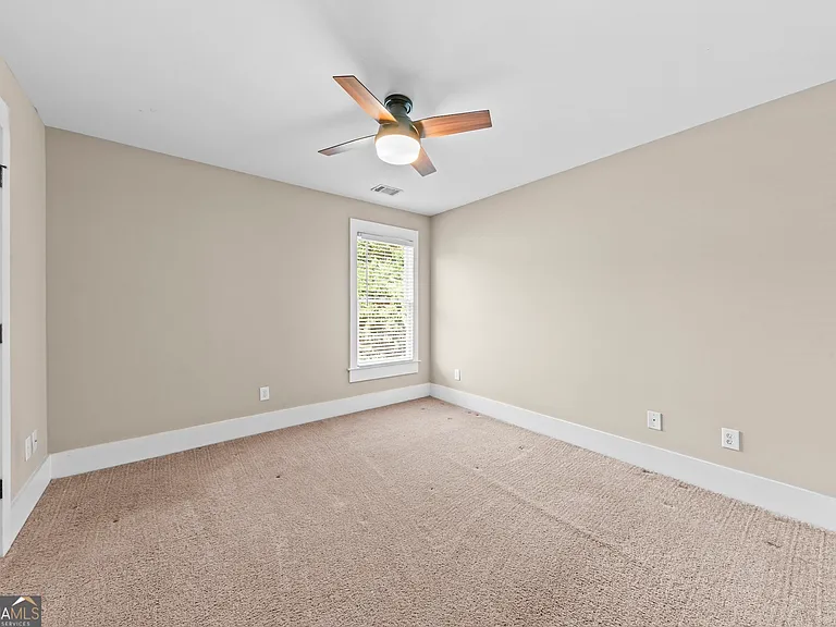 135 Idlewilde Dr — Photo 28