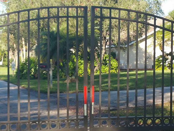 5th image of 3864 Hidden Acres Cir S