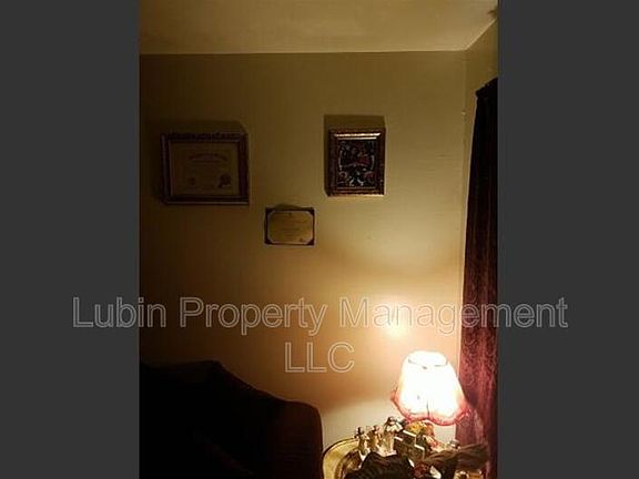 2nd image of 851 Polk Ave APT 4