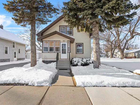 408 12th Ave, Green Bay, WI 54303
