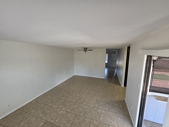 5th image of 4821 W Townley Ave