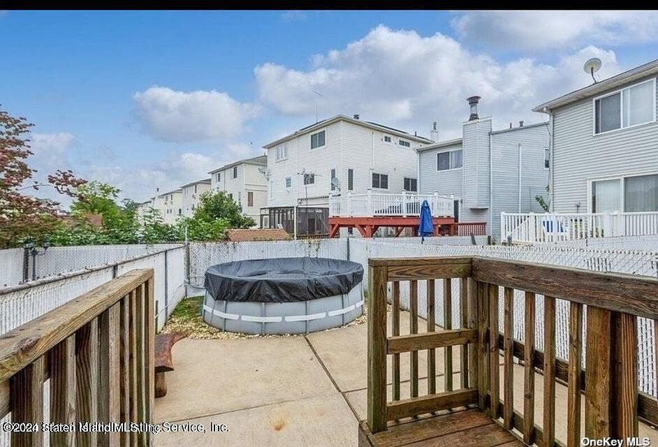 2nd image of 218 Rosedale Ave