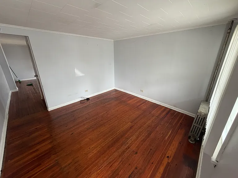 64 Hill St — Photo 12