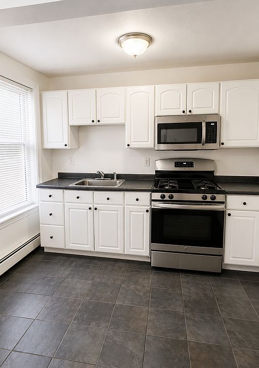 1st image of 73 Division St #2R