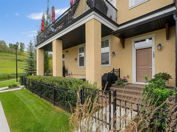 185 Cranbrook Poin SE, Calgary, AB T3M 2Y4