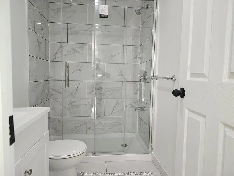 22 Gray St #B — Photo 10