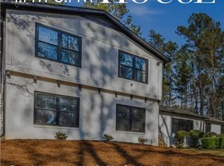 855 Flamingo Dr SW, Atlanta, GA 30311