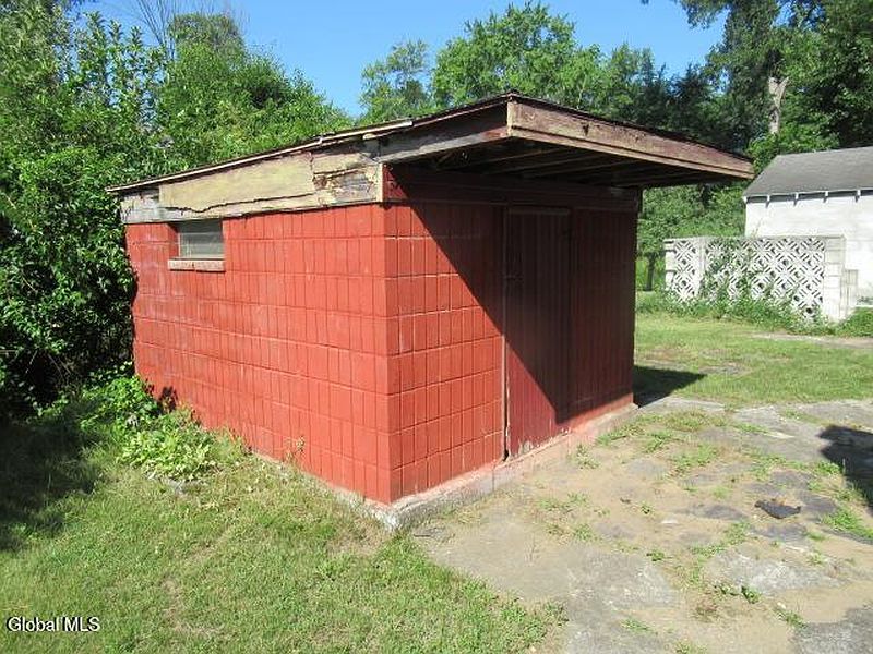 5th image of 3365 Guilderland Avenue