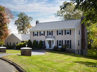45 Weathervane Dr, Easton, CT 06612
