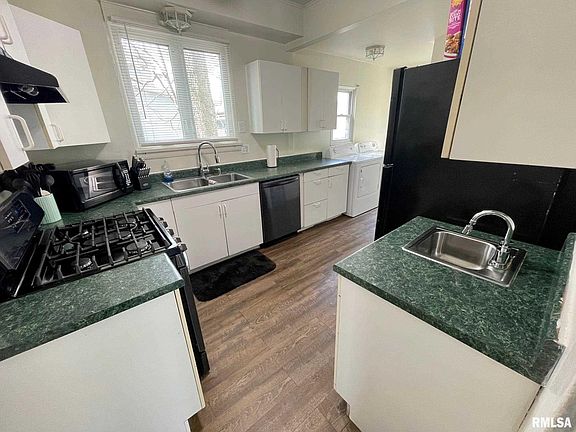 3rd image of 814 E 3rd Ave