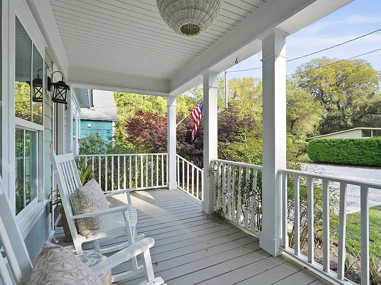15 Government Rd — Photo 46