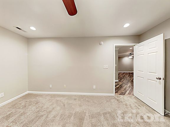 5th image of 254 Riverrun Dr
