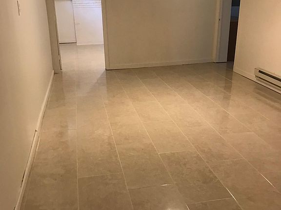 5th image of 2909 Bon Oaks Ln #2909