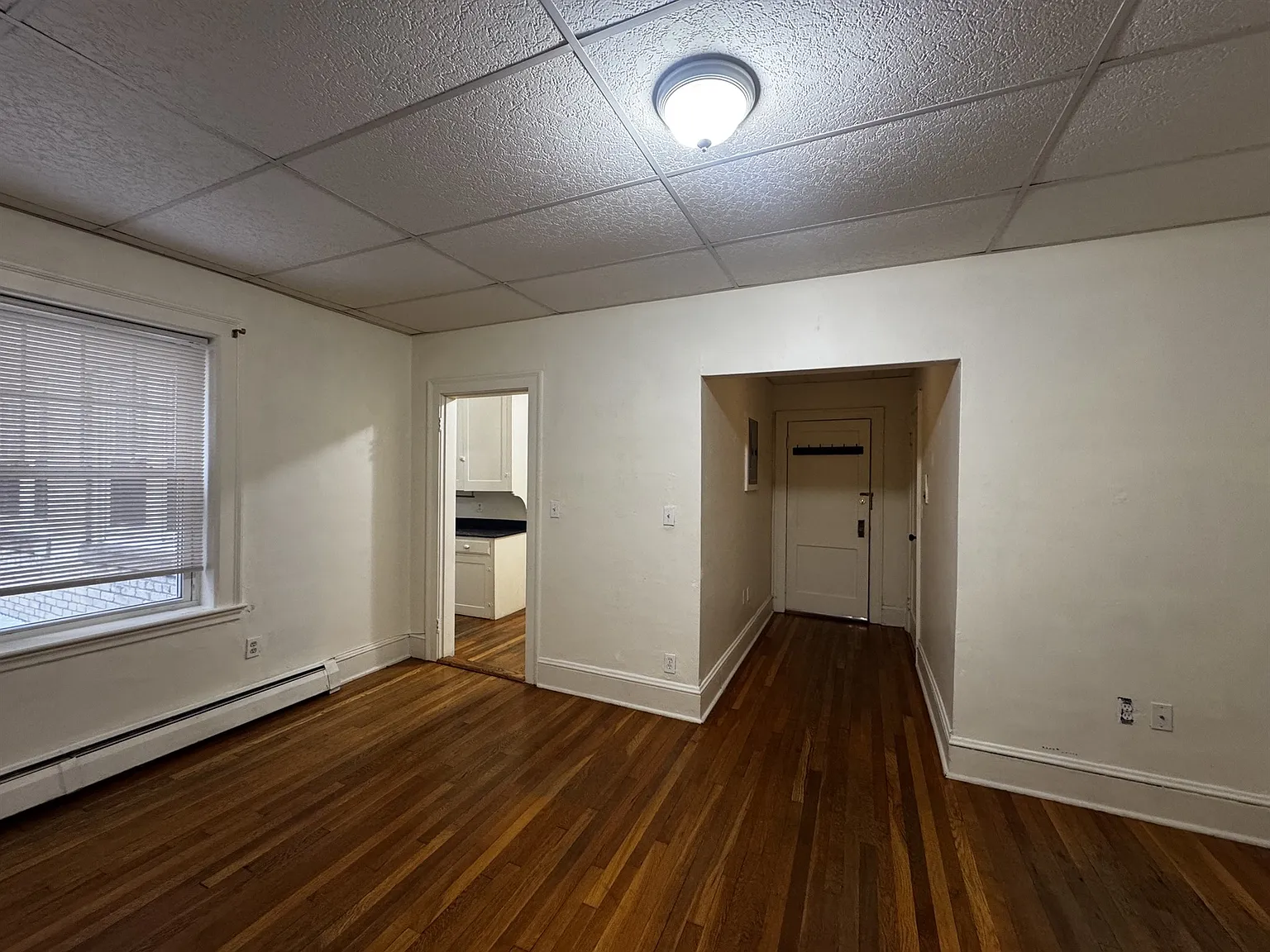 1 bed, 590 sqft, $2,600 — Photo 4