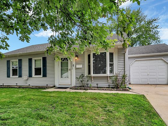 2nd image of 15053 Huntington Ct