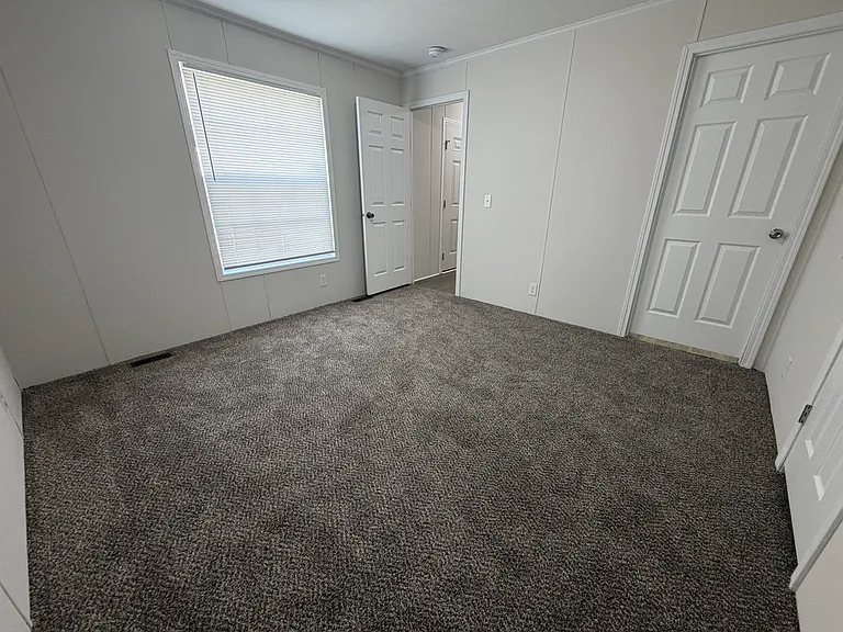 38000 Le Chateau Blvd #144 — Photo 12
