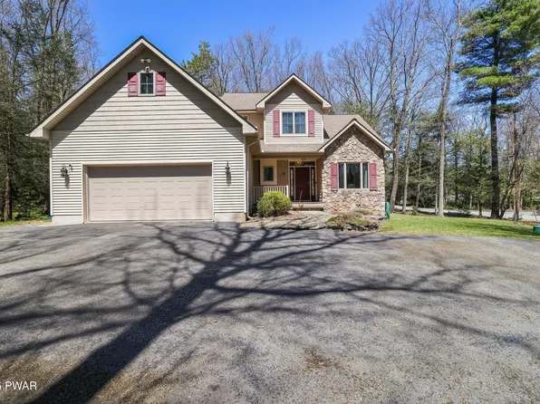 43 Spring Brook Cir, Lakeville, PA 18438