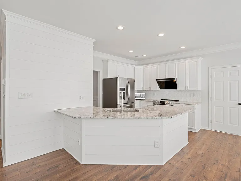 9718 Mitchell Glen Dr — Photo 15